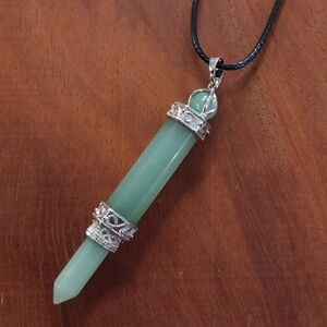 Adventurine point wand necklace